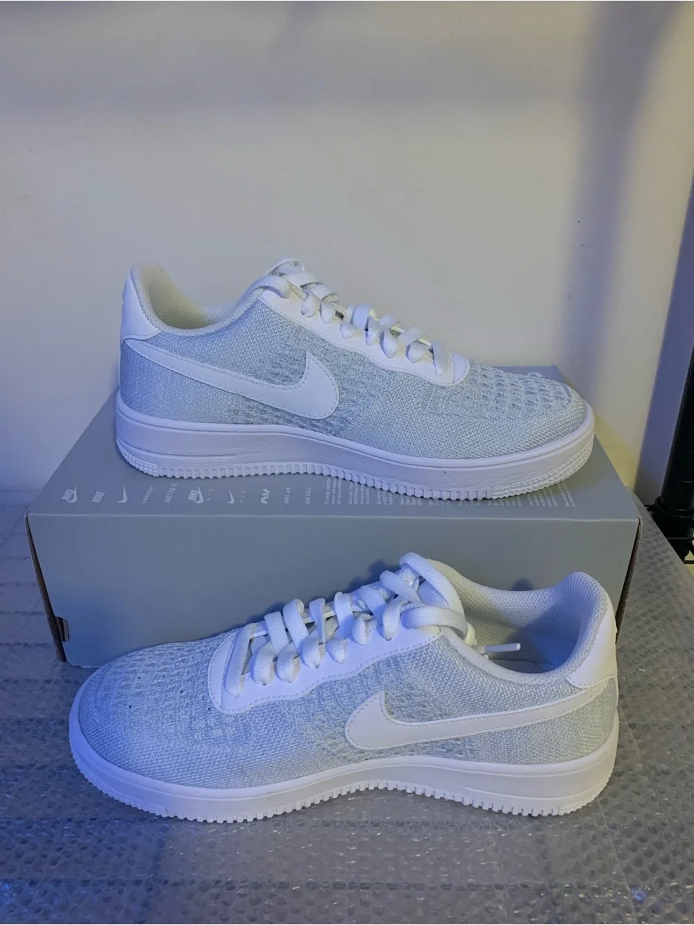 Nike Air Force 1 Flyknit 2.0 Low Pure Platinum AV3042-100 - Men’s Size 8